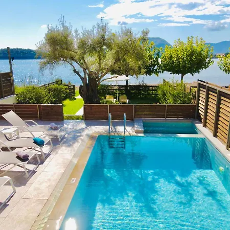 Вилла Acqua Di Mare Front Villas