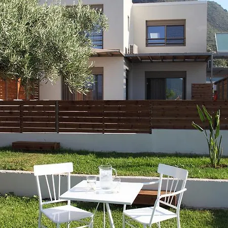 Вилла Acqua Di Mare Front Villas