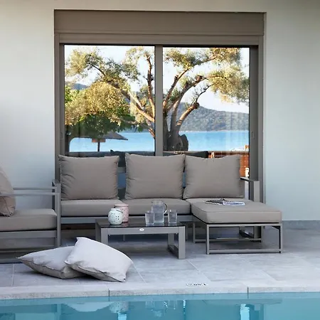 Вилла Acqua Di Mare Front Villas Нидри